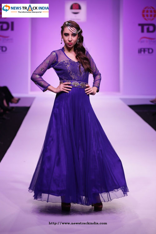 Rosy Ahluwalia and KAvita Gogna Collection at India Runway Week 2014